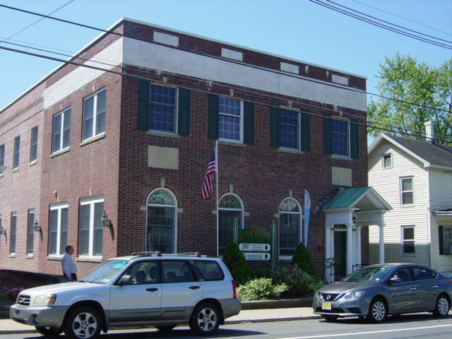 More Photos Of 151 W Washington Ave, Washington Office For Lease