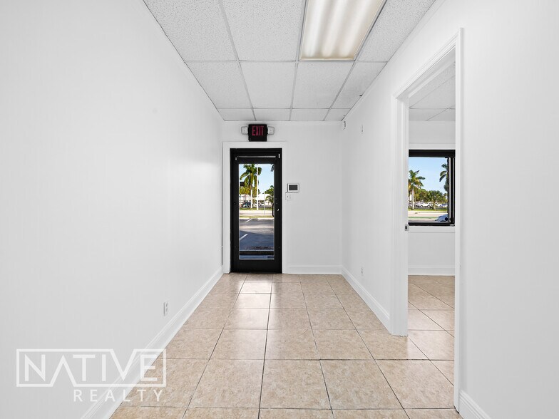 More Photos Of 3451-3481 N Andrews Ave, Oakland Park Storefront Retail Office For Lease