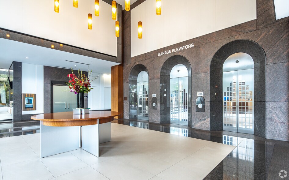 More Photos Of 10000 N Central Expy, Dallas Office Residential For Lease