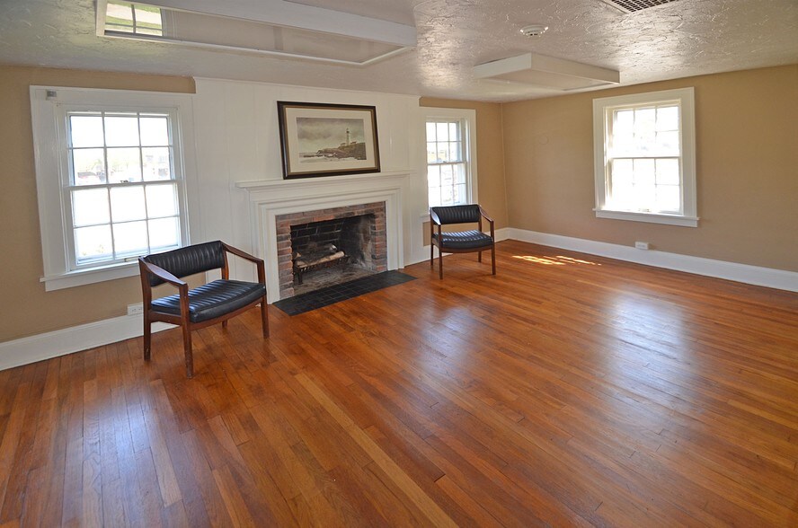 More Photos Of 2650 Dover Center Rd, Westlake Medical For Sale