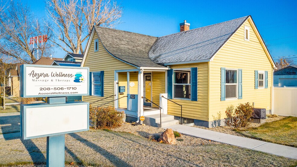 Primary Photo Of 1123 Blaine St, Caldwell Office For Sale