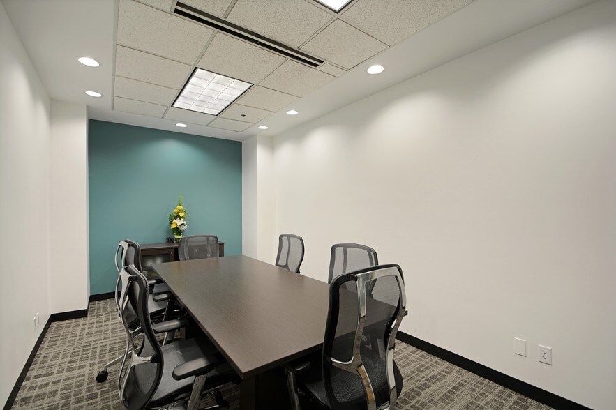 Photo of 23rd Floor Ste 2300