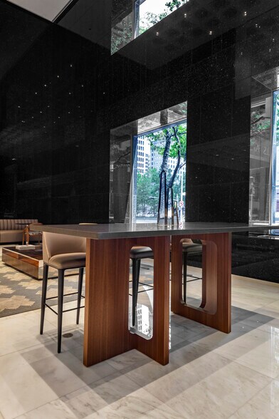 More Photos Of 1000 Louisiana St, Houston Office For Lease
