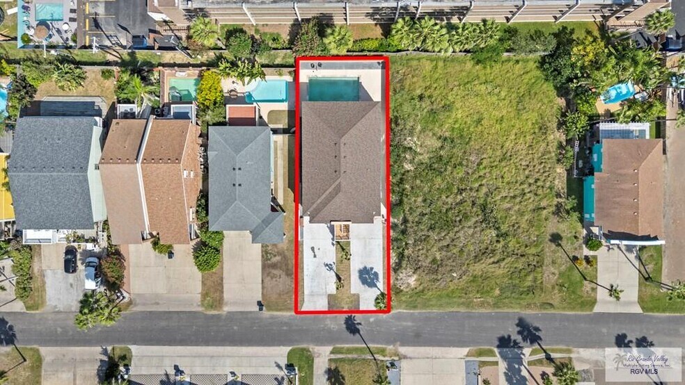 More Photos Of 116 E Cora Lee Dr, South Padre Island Apartments For Sale