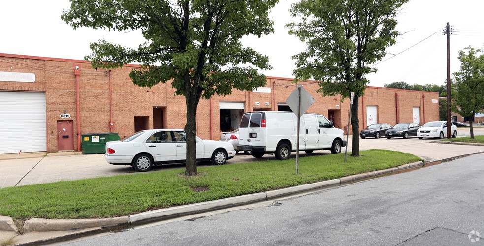 More Photos Of 5344-5352 46th Ave, Edmonston Warehouse For Lease