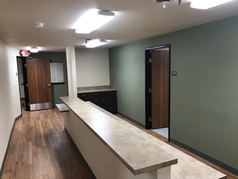 More Photos Of 12183 Locksley Ln, Auburn Medical For Lease