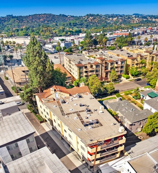 More Photos Of 12009 Hoffman St, Studio City Apartments For Sale