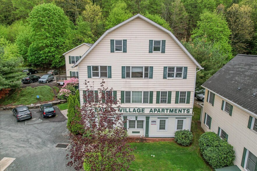 More Photos Of 141 Bellemonte Ave, Hawley Apartments For Sale