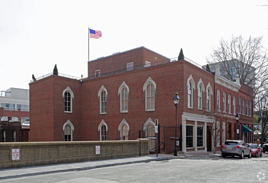 Primary Photo Of 115 Shockoe Slip, Richmond Office Residential For Lease