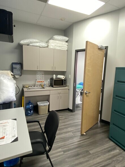 More Photos Of 17302-17330 Highway 3, Webster Unknown For Lease