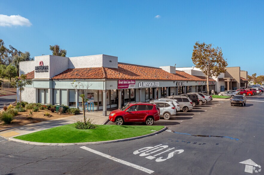 More Photos Of 525-695 Saturn Blvd, San Diego Unknown For Lease