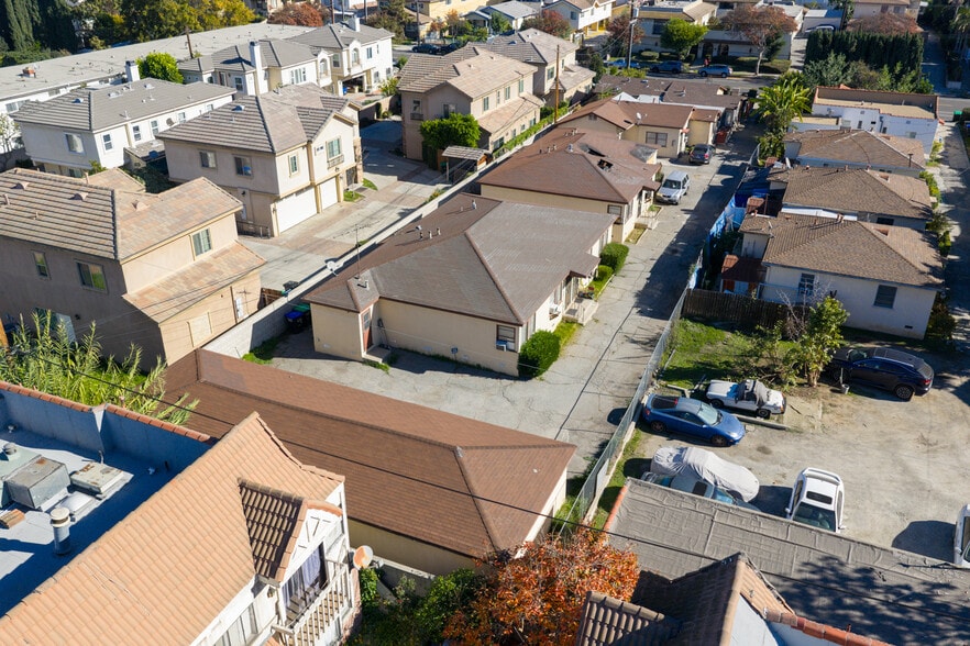 More Photos Of 215 N Alhambra Ave, Monterey Park Apartments For Sale