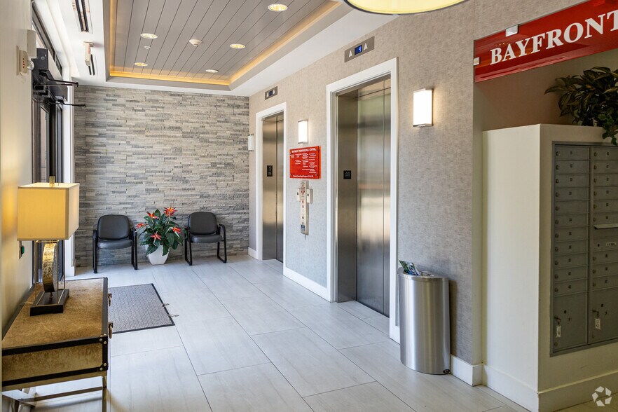 More Photos Of 1333 3rd Ave S, Naples Medical For Sale