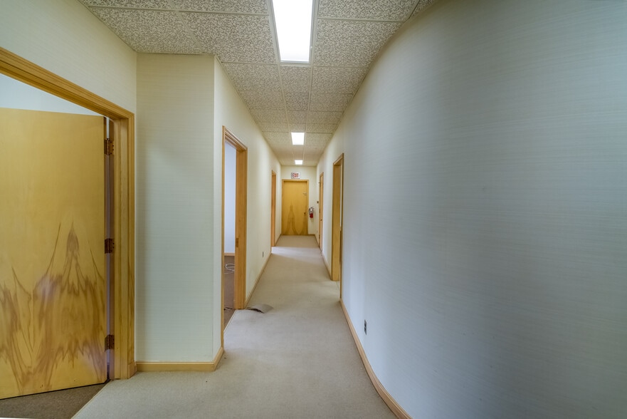 More Photos Of 100-106 S Main st, Ishpeming Bank For Sale