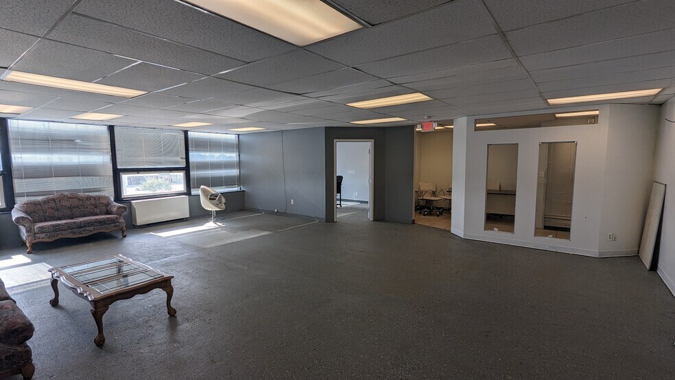 More Photos Of 5311 Northfield Rd, Bedford Office For Lease