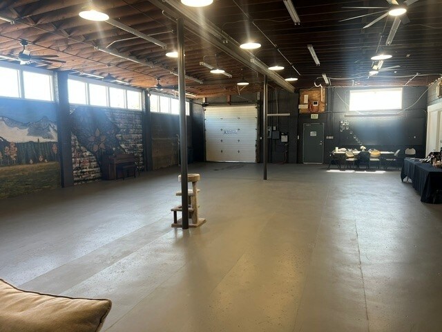 More Photos Of 4160 Fox St, Denver Warehouse For Lease
