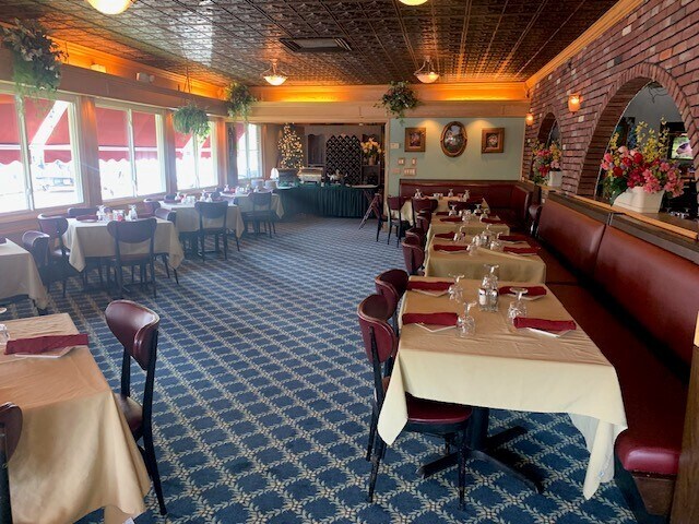 More Photos Of 429 Canada St, Lake George Restaurant For Sale