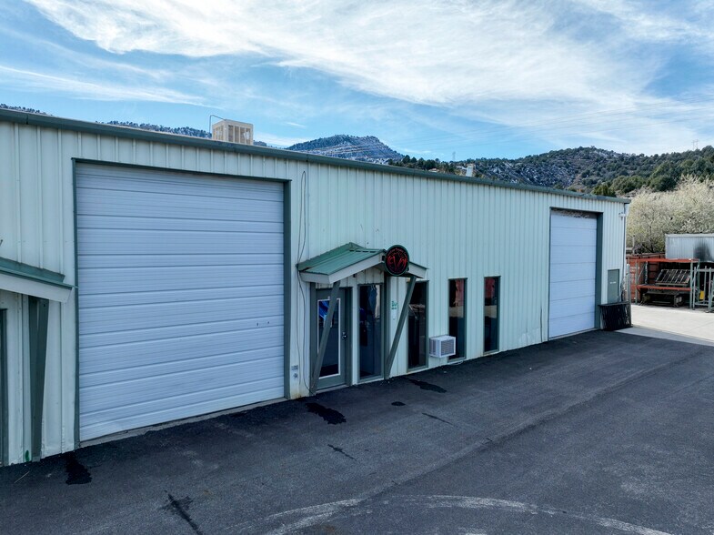More Photos Of 545 Turner Dr, Durango Warehouse For Sale
