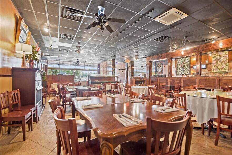 More Photos Of 201 Laurel St, Conway Restaurant For Sale