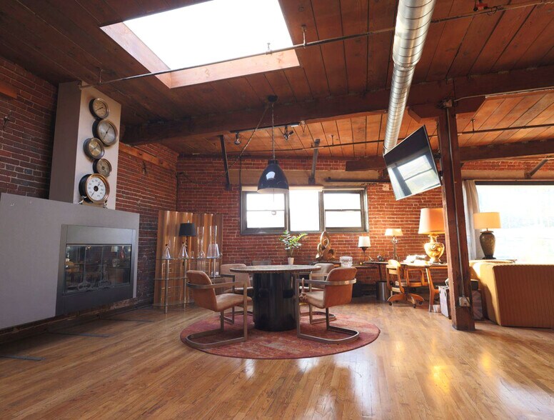 More Photos Of , Los Angeles Unknown For Sale