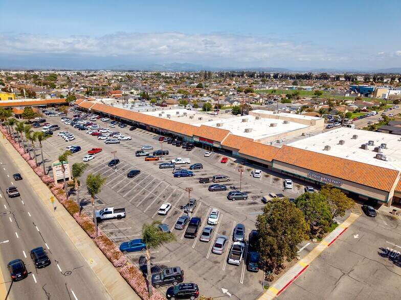 More Photos Of 2500-2818 Saviers Rd, Oxnard Unknown For Lease