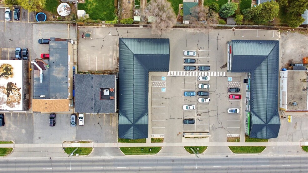 More Photos Of , Halton Hills General Retail For Sale