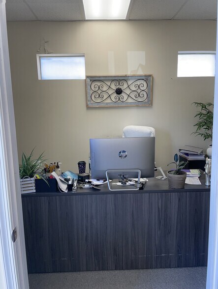 More Photos Of 1057 Main St, Hellertown Office For Sale