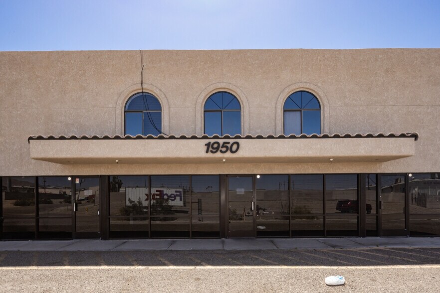 More Photos Of 1950 Centers Ave, Lake Havasu City Warehouse For Lease