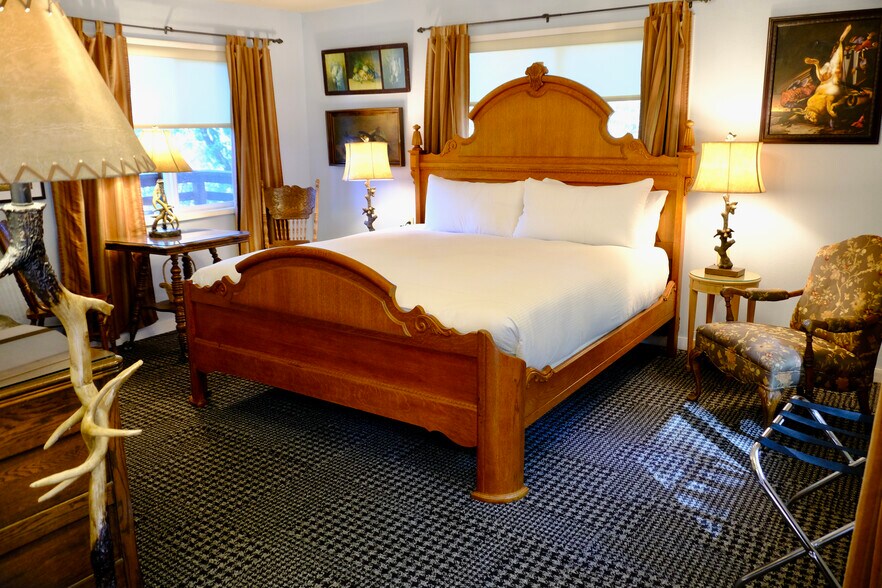 More Photos Of 6979A CA-140 Hwy, Midpines Hotel For Sale