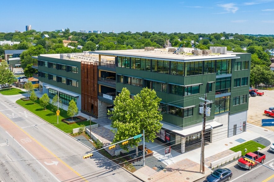 Primary Photo Of 2422 E 7th St, Austin Office For Lease