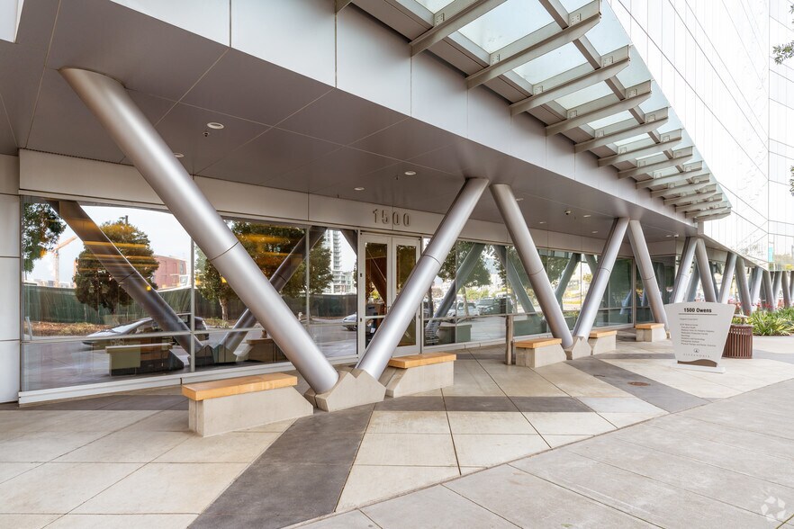 More Photos Of 1655 3rd St, San Francisco Unknown For Lease