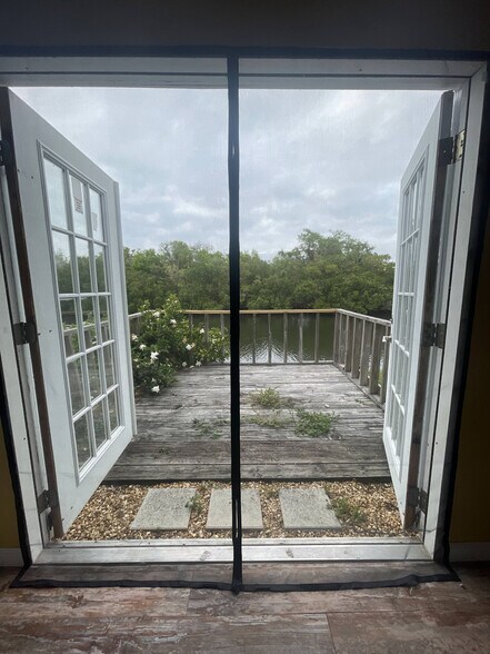 More Photos Of 3225 W Shell Point Rd, Ruskin Apartments For Sale