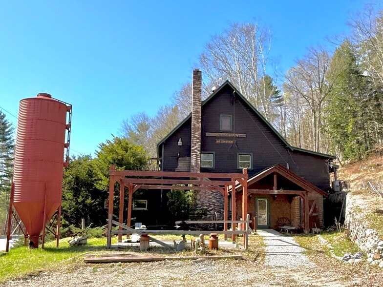 Primary Photo Of 581 US Route 9, Schroon Lake Restaurant For Sale