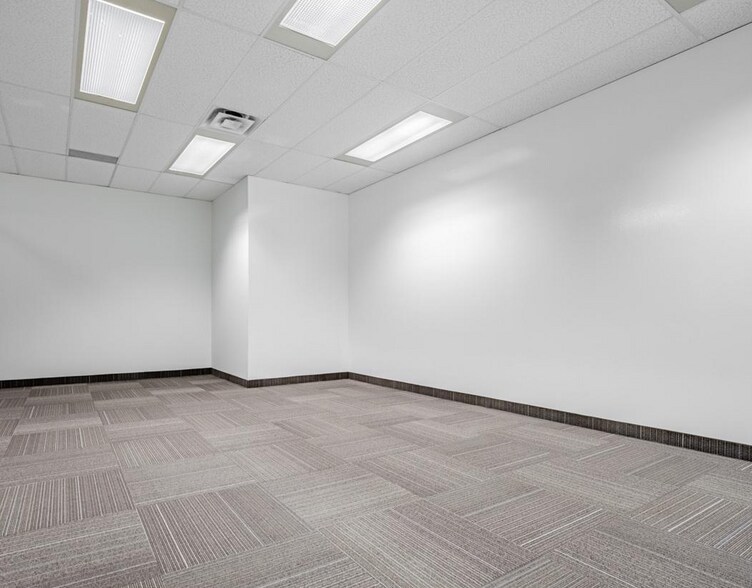 More Photos Of 2180 Meadowvale Blvd, Mississauga Office For Lease