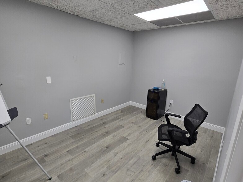 More Photos Of 3098 W Lake Mary Blvd, Lake Mary Medical For Lease