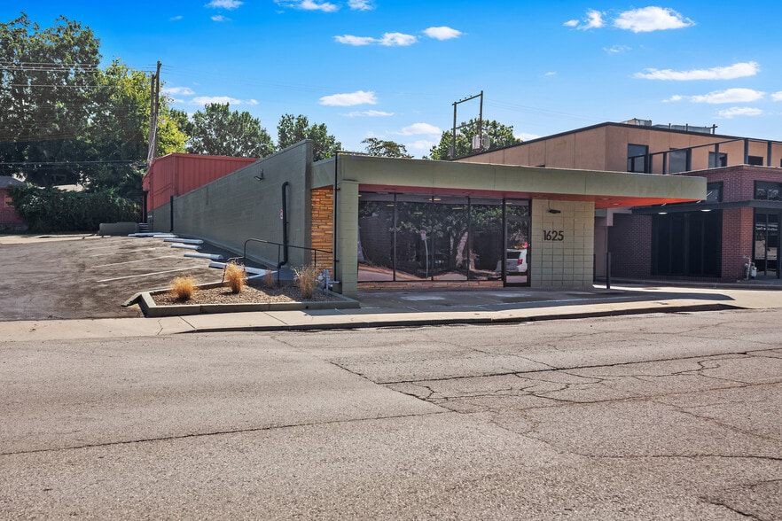 More Photos Of 1625 S Boston Ave, Tulsa Office For Sale