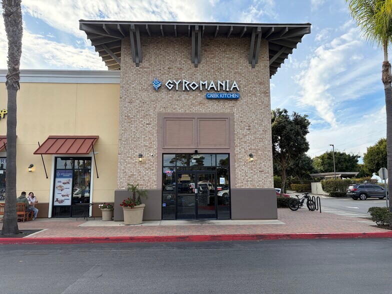 Primary Photo Of 1111-1191 S Victoria Ave, Oxnard General Retail For Lease