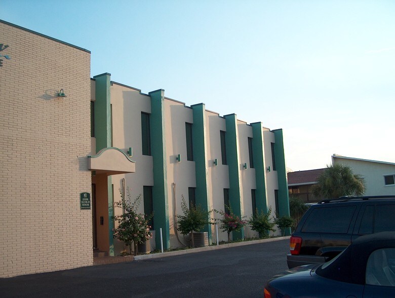 More Photos Of 476 Highway A1A, Satellite Beach Office For Sale