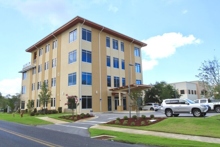 Primary Photo Of 1046 Mar Walt Dr, Fort Walton Beach Medical For Lease