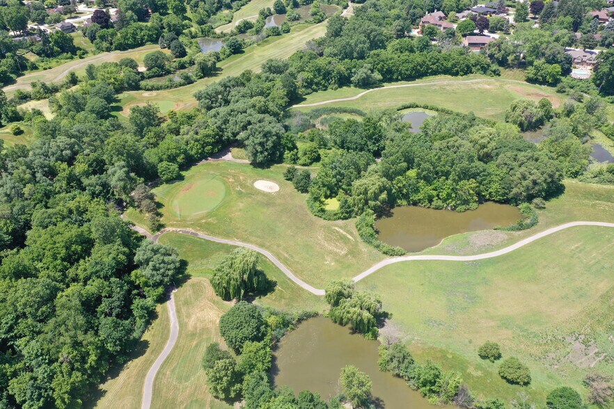 More Photos Of 22146 Ford Rd, Dearborn Heights Office For Sale