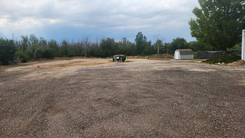More Photos Of 9761 Titan Park Cir, Littleton Warehouse For Lease