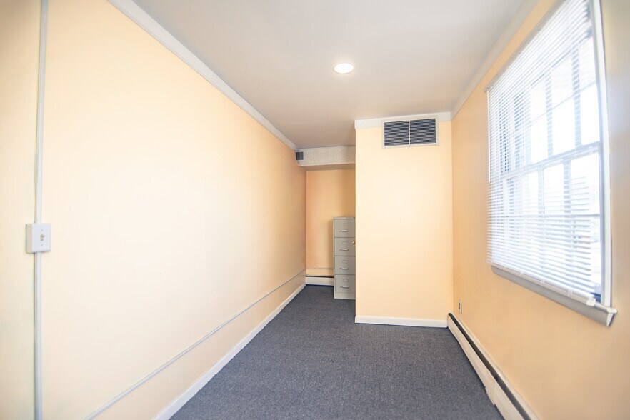 More Photos Of 5202 Baltimore National Pike, Catonsville Office For Sale
