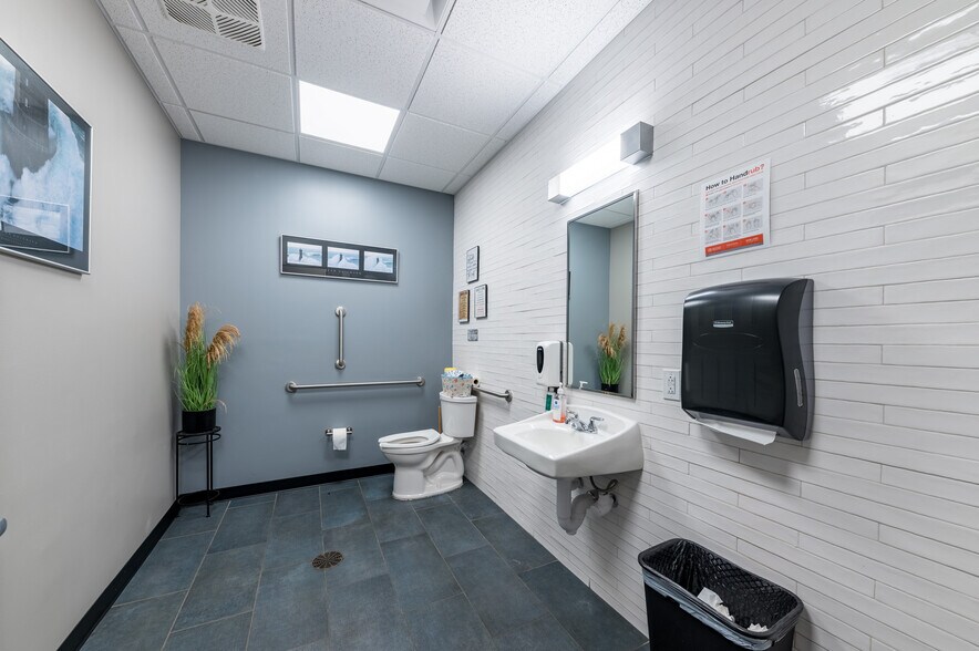 More Photos Of 900 Fairmont Rd, Morgantown Office For Sale
