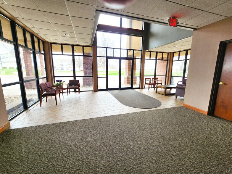 More Photos Of 5101 S Nevada Ave, Sioux Falls Office For Lease
