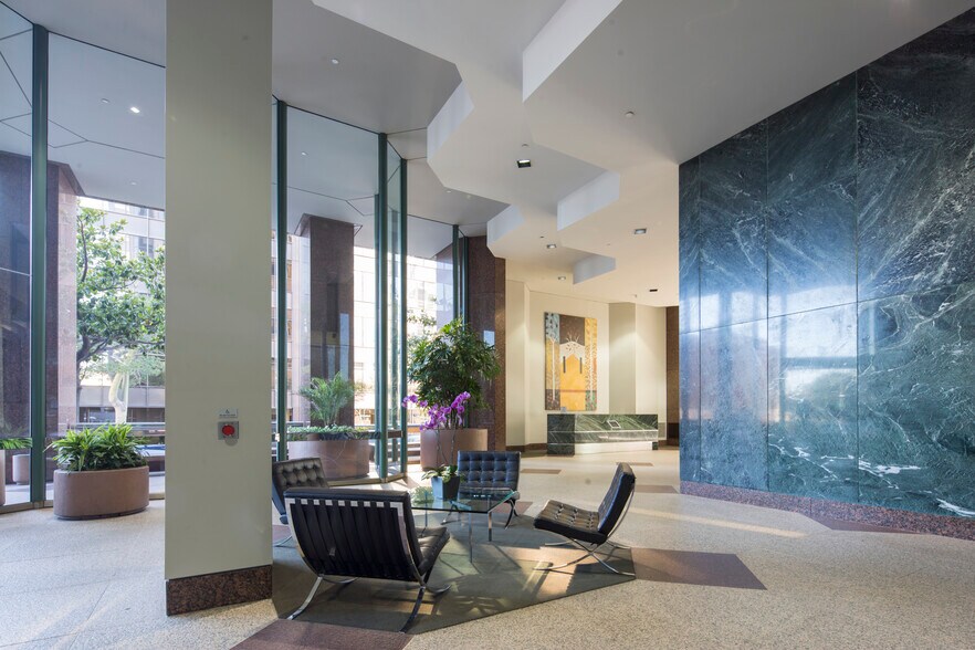 More Photos Of 10866 Wilshire Blvd, Los Angeles Office For Lease