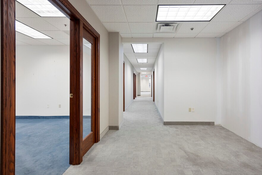More Photos Of 50 Beaver St, Albany Office For Lease