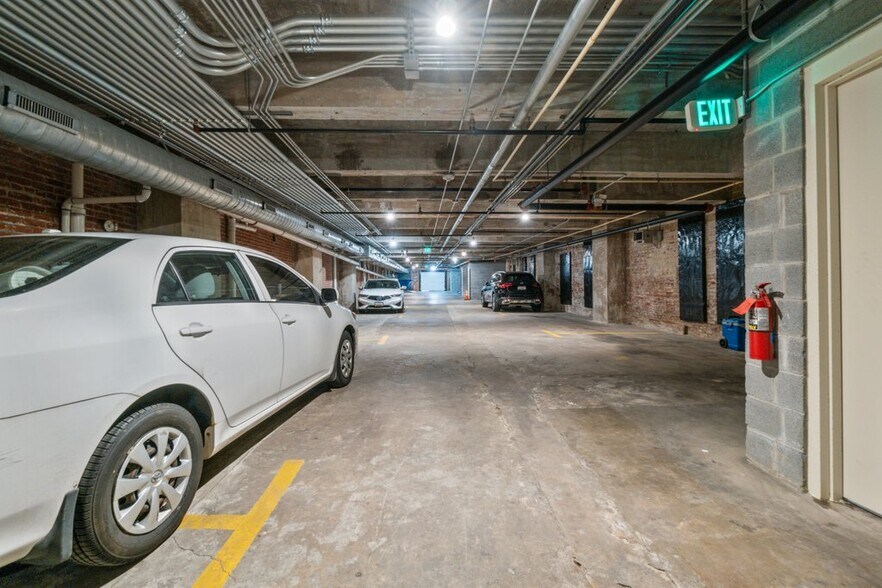 More Photos Of 311-313 W Baltimore St, Baltimore Apartments For Sale