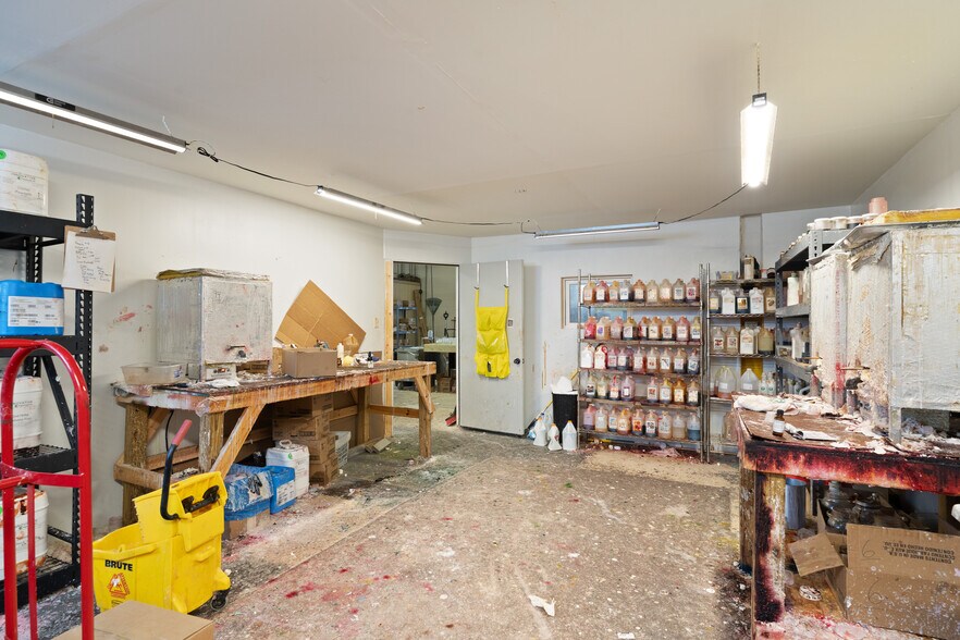 More Photos Of 677 S Cardinal Ln, Scottsburg Industrial For Sale