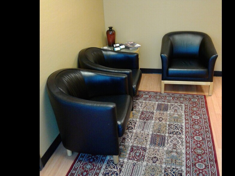 More Photos Of 4425 E Agave Rd, Phoenix Office For Lease