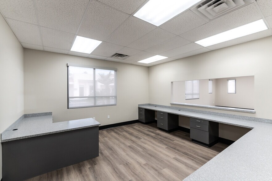 More Photos Of 8480 S Eastern Ave, Las Vegas Medical For Lease